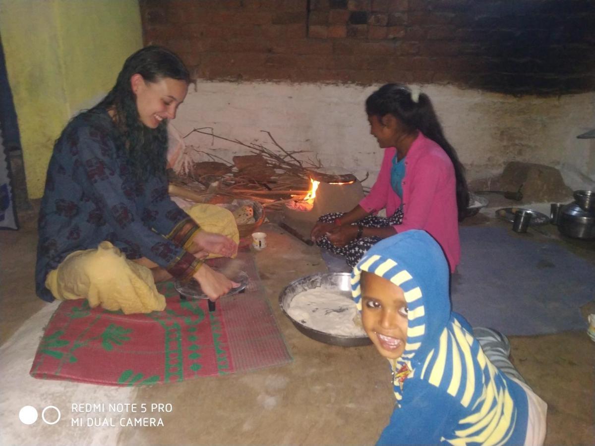 Homes Of India Orchha Ngoại thất bức ảnh